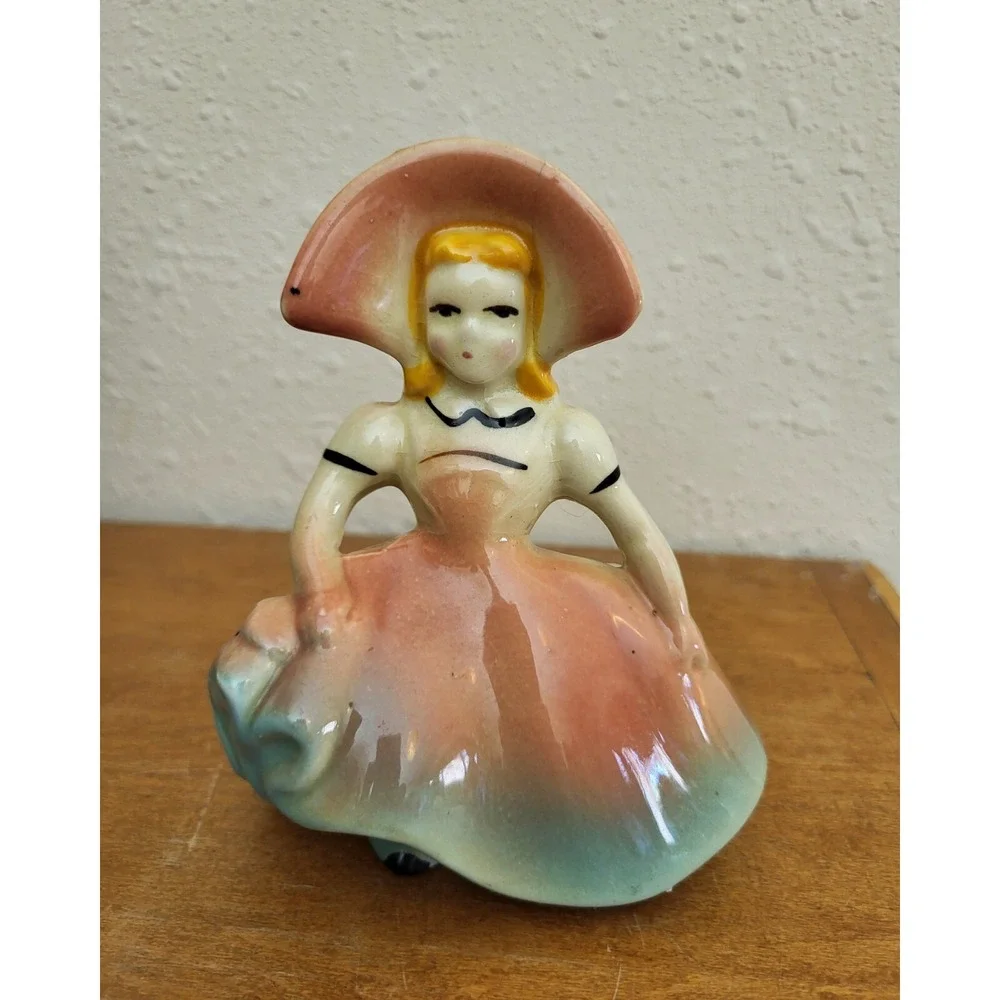 Vintage Pottery Victorian Girl Lady Head Vase Handpainted Small Figural‎ Planter